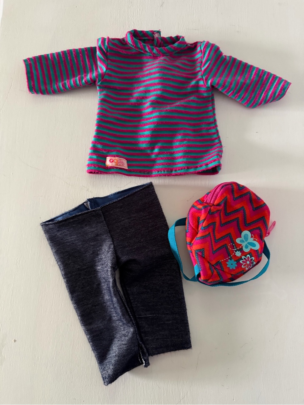 4 Our generation outfits and extras not everything is pictured - Picture 15 of 15